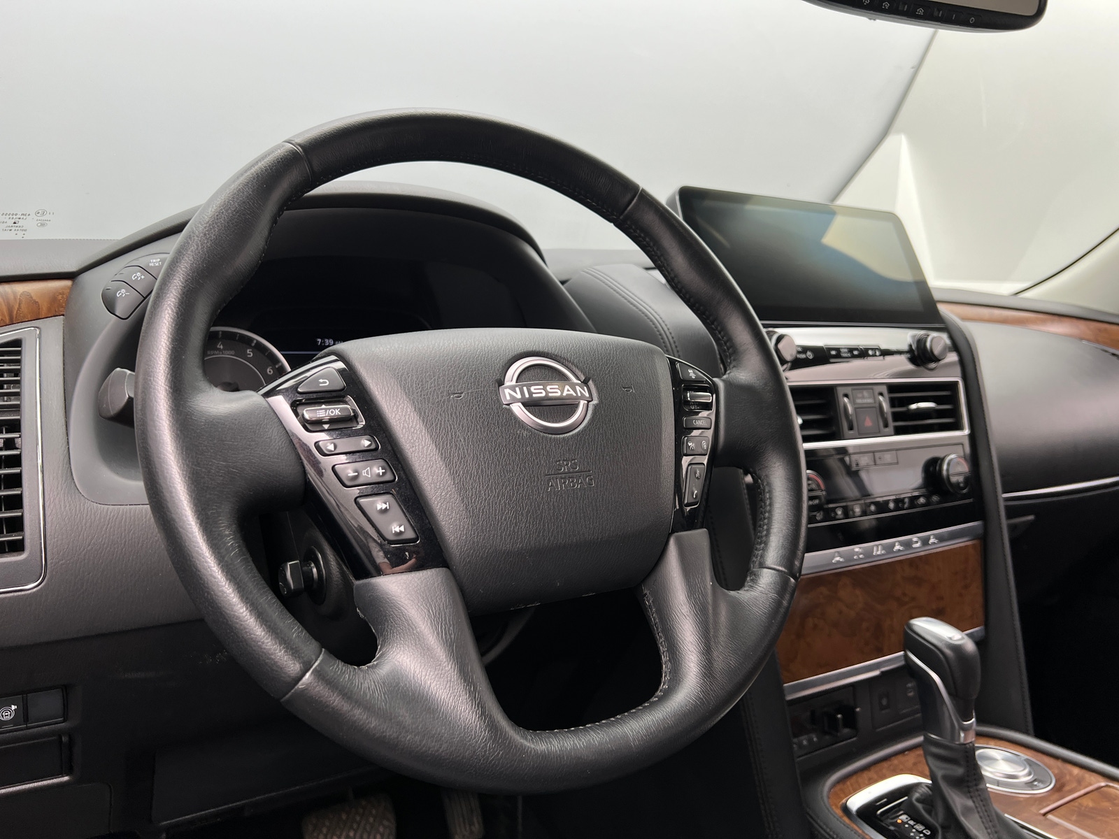 Thumbnail: 2023 Nissan Armada - 4