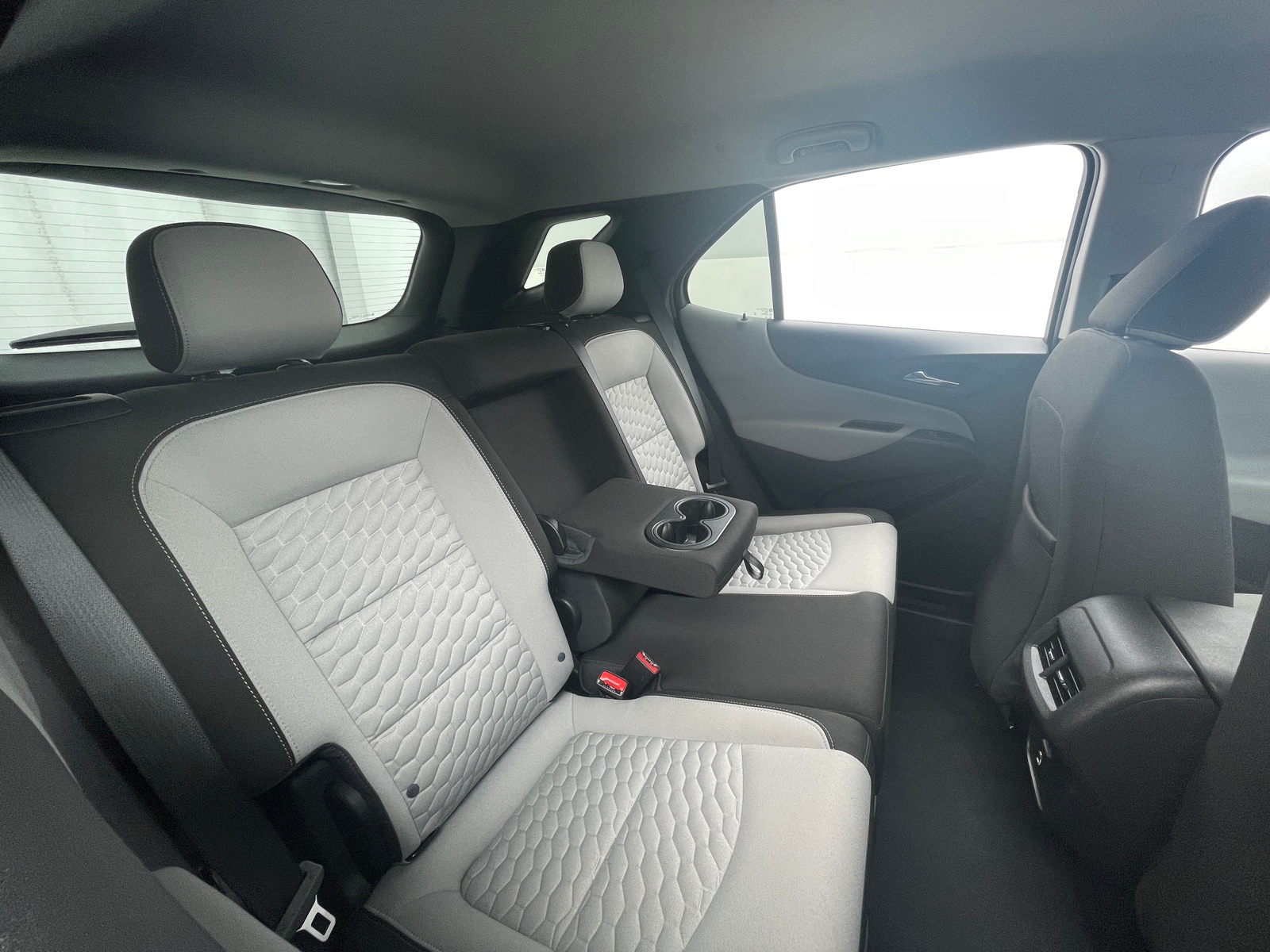 Thumbnail: 2021 Chevrolet Equinox - 6