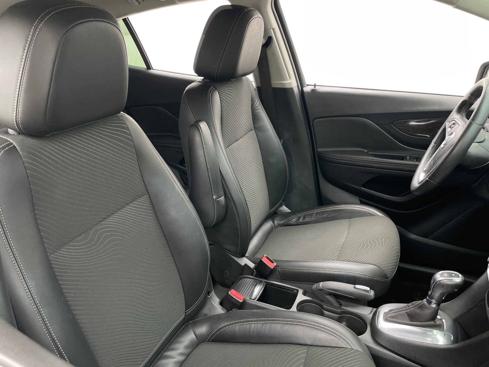 Thumbnail: 2014 Buick Encore - 2
