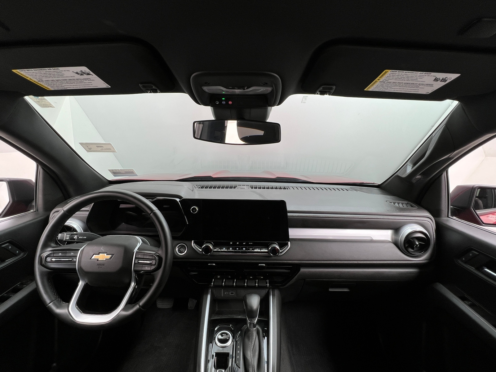 Thumbnail: 2023 Chevrolet Colorado - 3