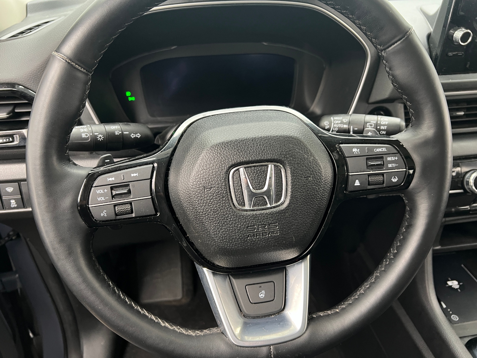 Thumbnail: 2023 Honda Pilot - 4