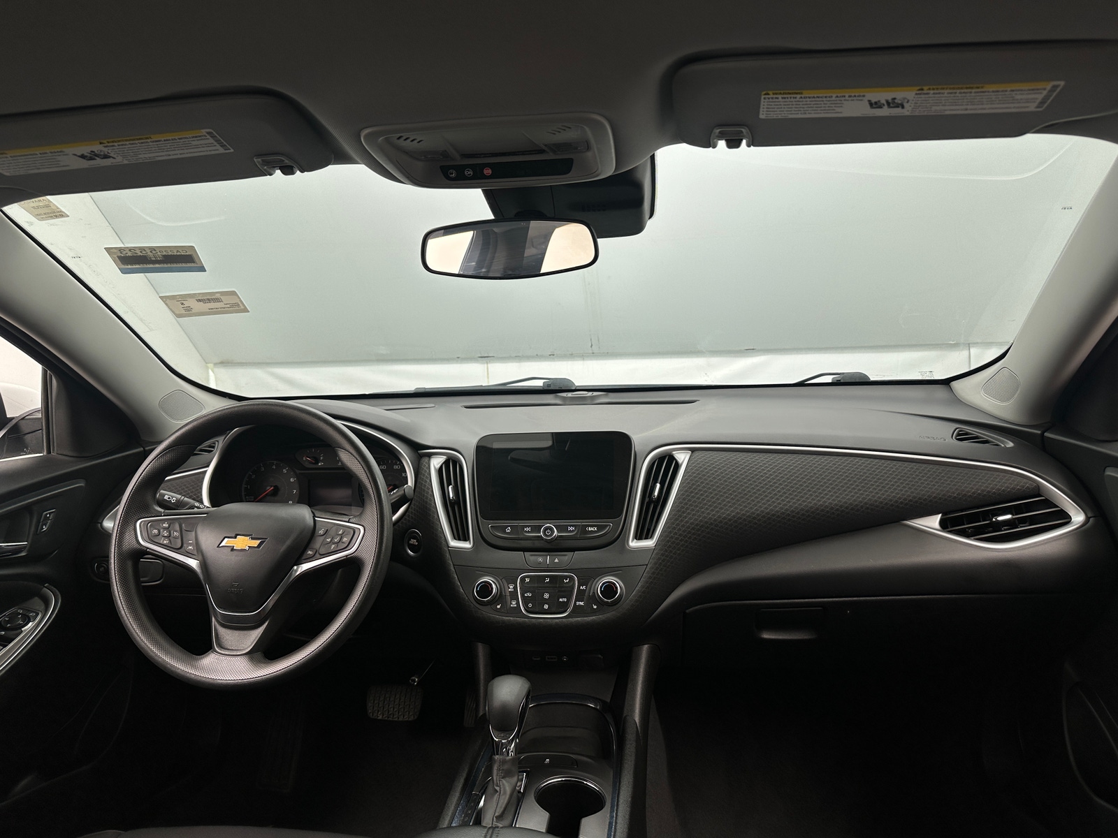 Thumbnail: 2023 Chevrolet Malibu - 3