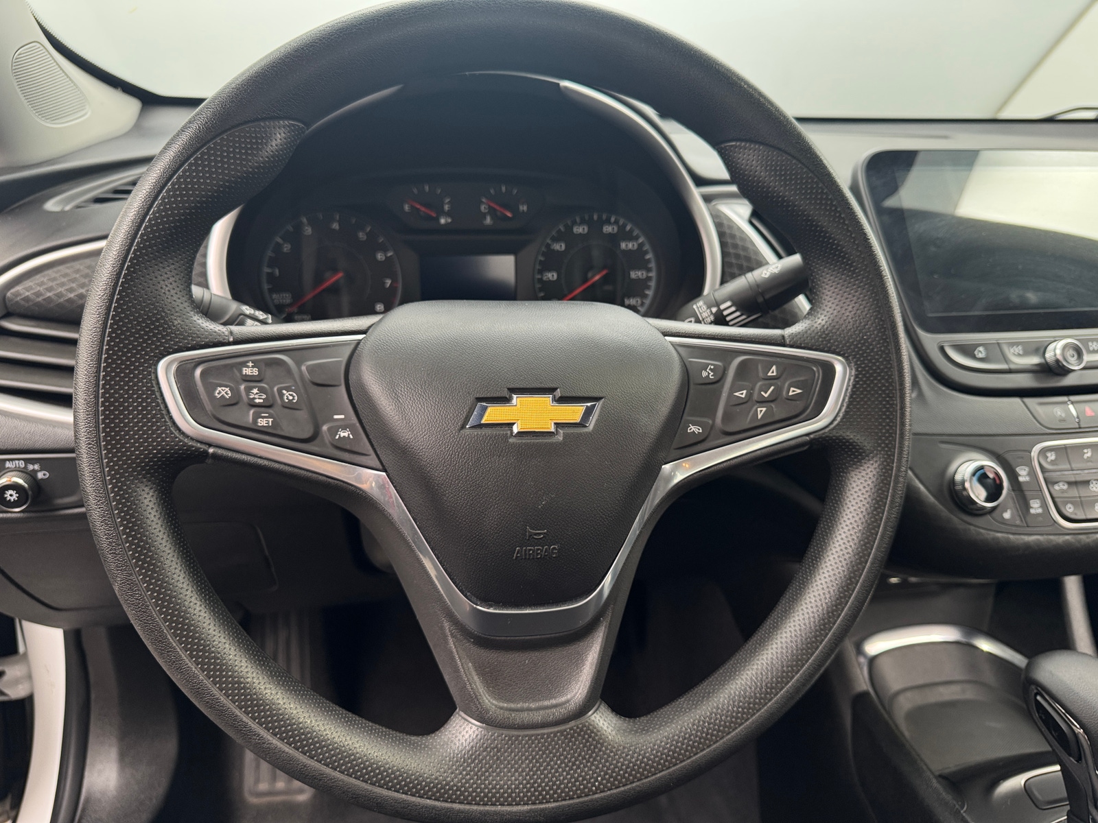 Thumbnail: 2023 Chevrolet Malibu - 5