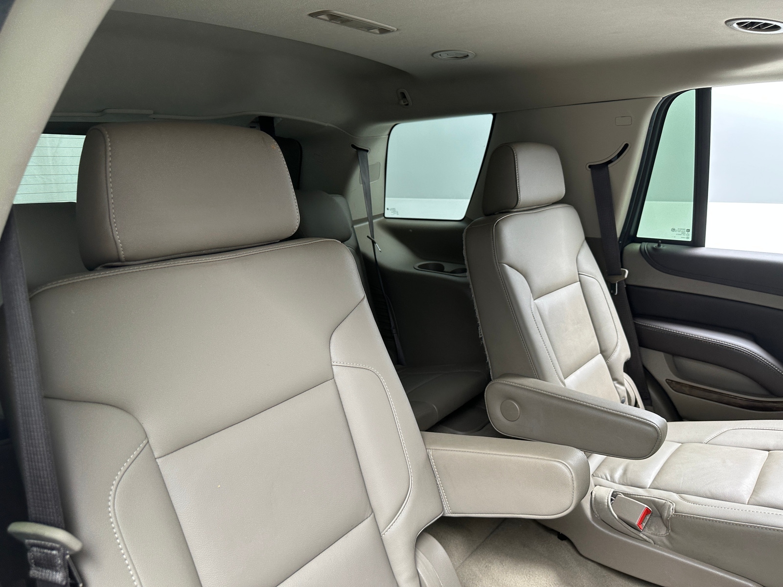 Thumbnail: 2019 Chevrolet Tahoe - 5