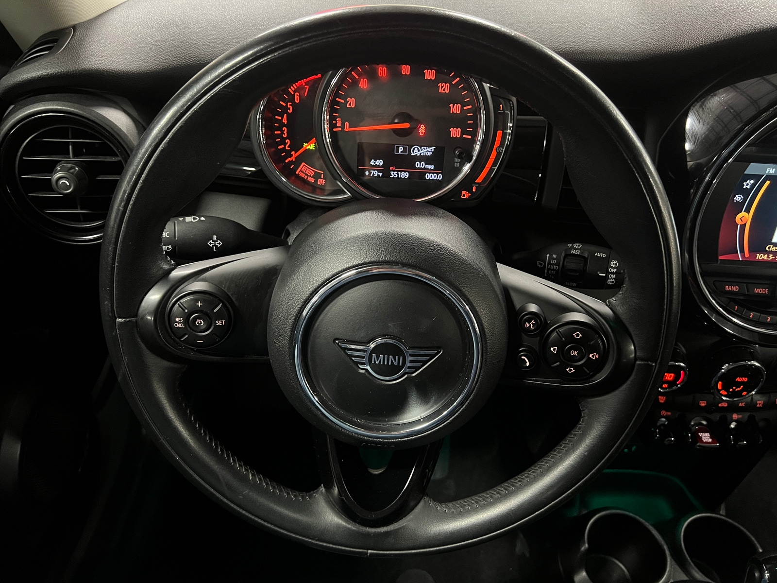 Thumbnail: 2020 MINI Cooper Hardtop - 4