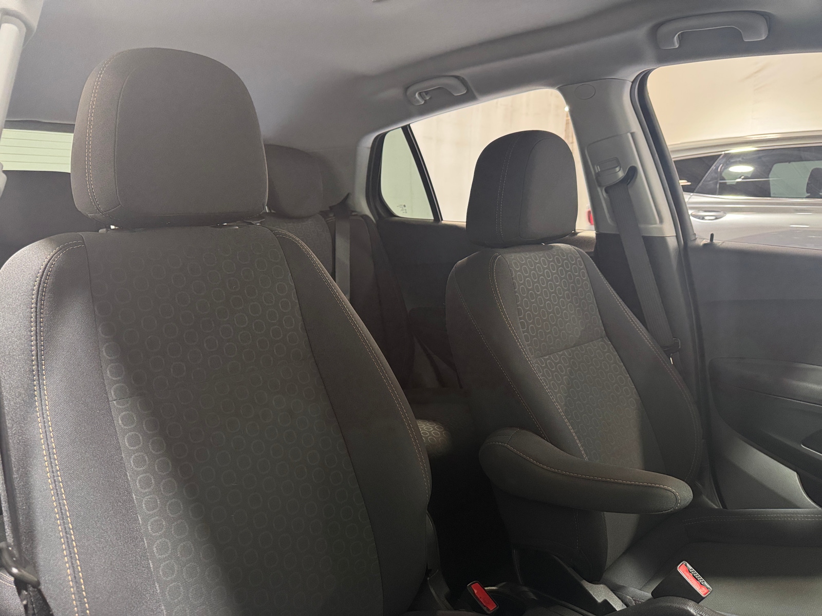 Thumbnail: 2019 Chevrolet Trax - 2