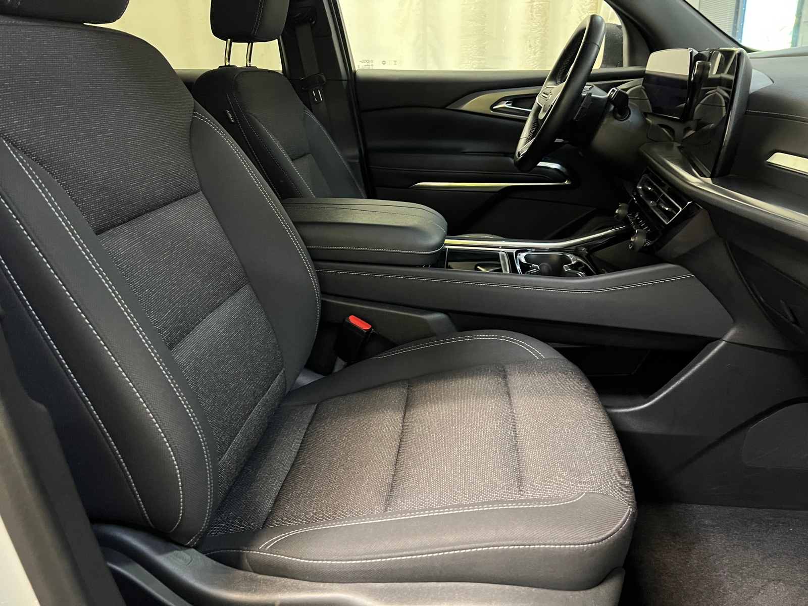 Thumbnail: 2024 Chevrolet Traverse - 2