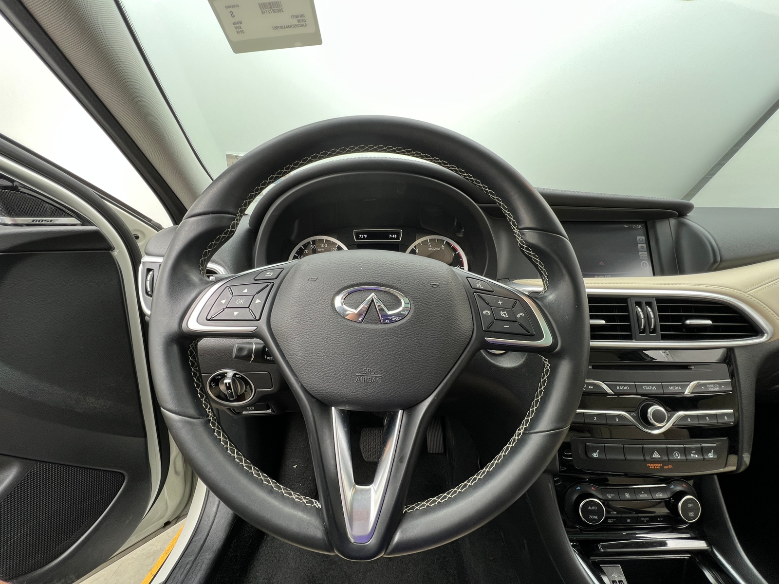 Thumbnail: 2019 INFINITI QX30 - 4