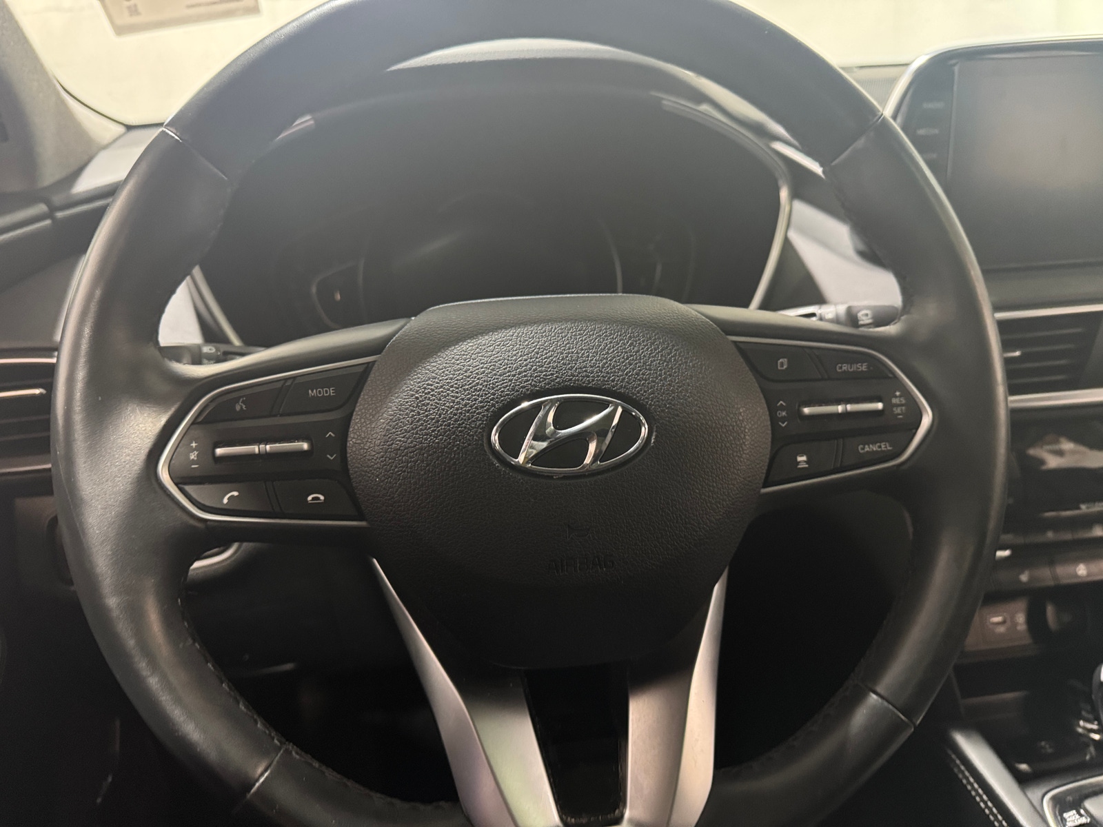 Thumbnail: 2019 Hyundai Santa Fe - 4