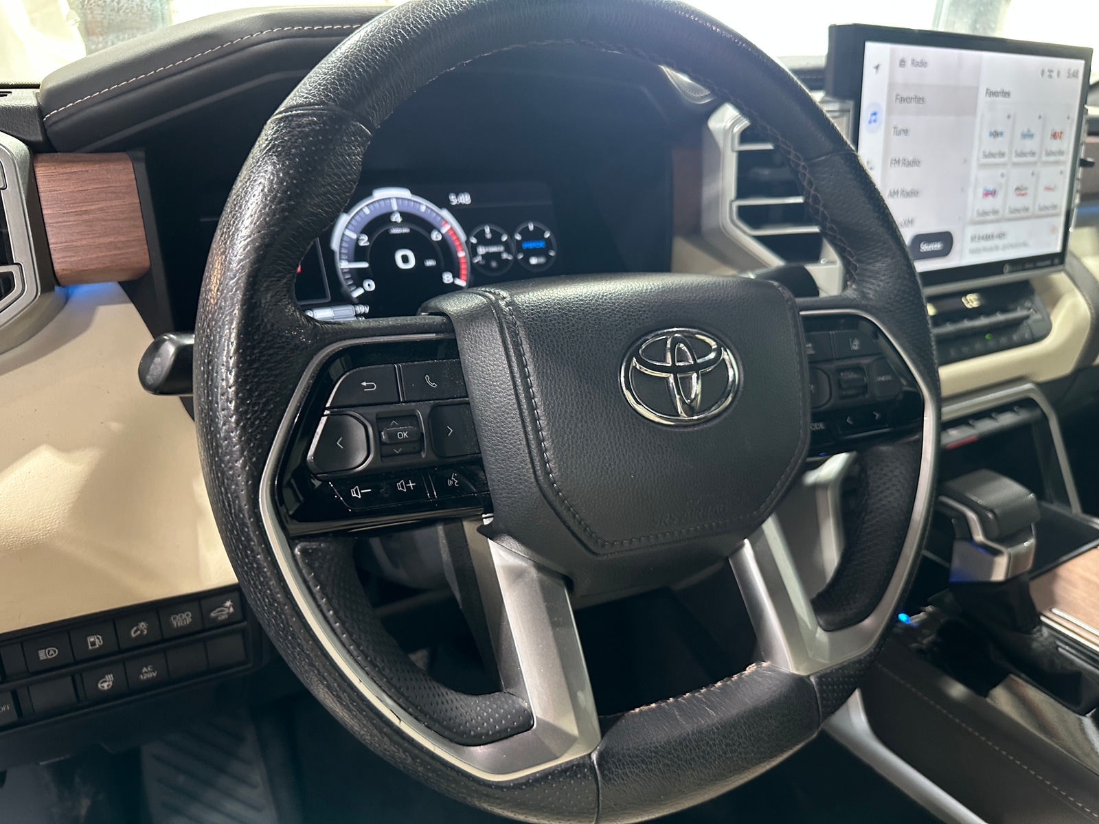 Thumbnail: 2022 Toyota Tundra - 4