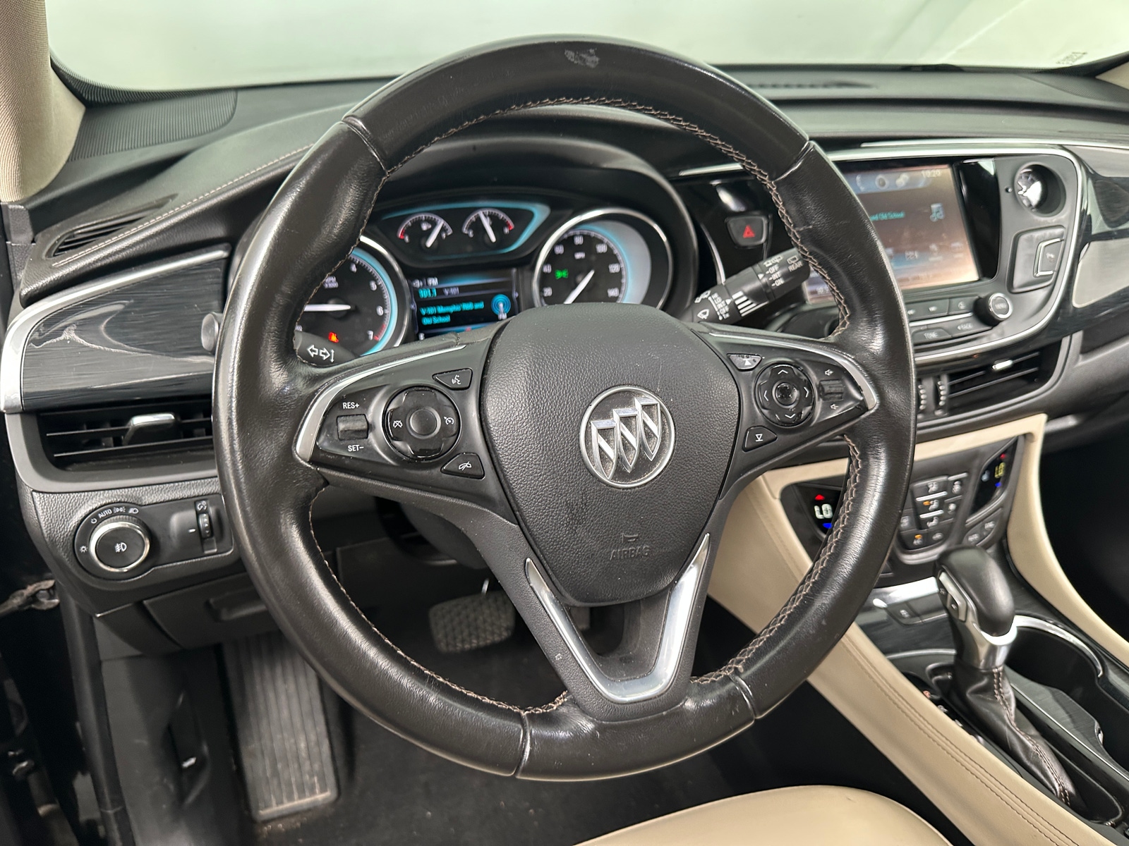 Thumbnail: 2017 Buick Envision - 4