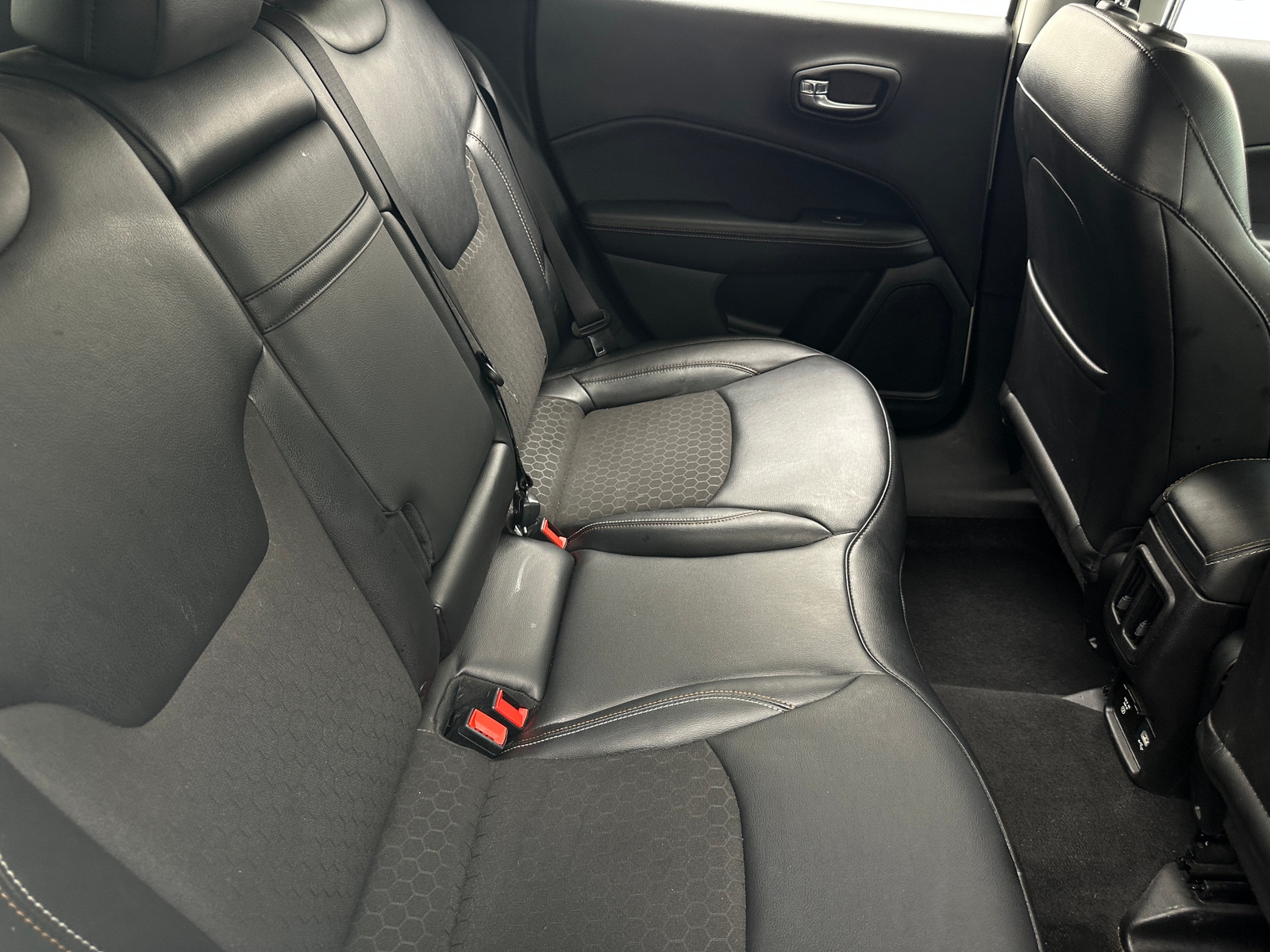 Thumbnail: 2019 Jeep Compass - 6