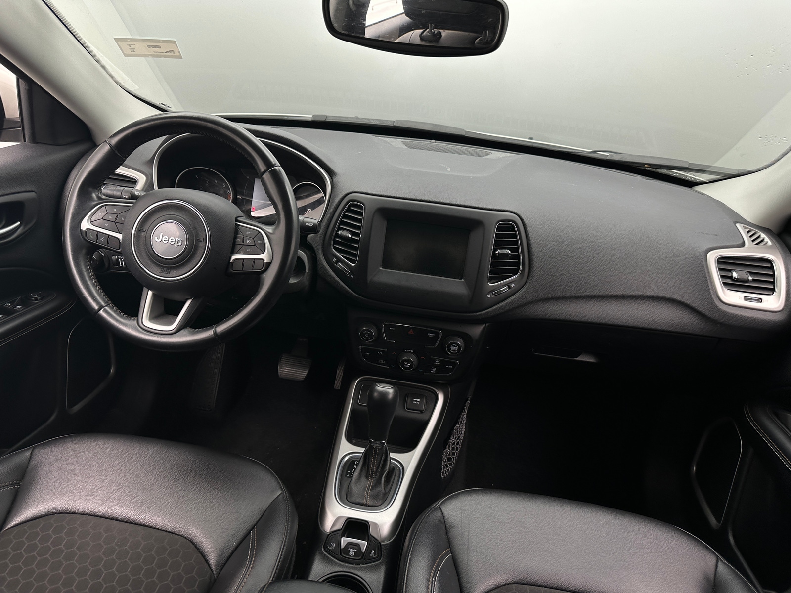 Thumbnail: 2019 Jeep Compass - 3