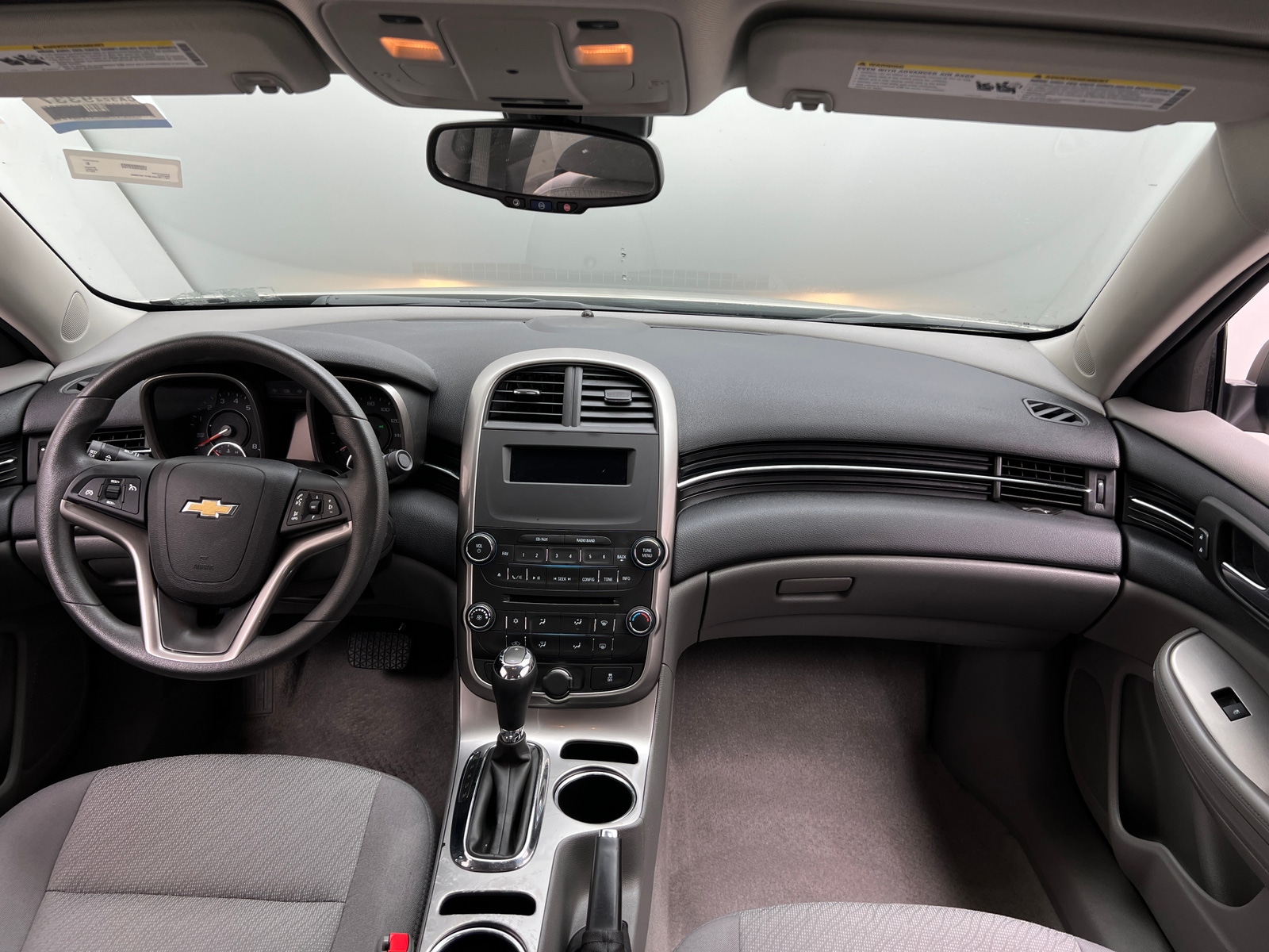 Thumbnail: 2015 Chevrolet Malibu - 3