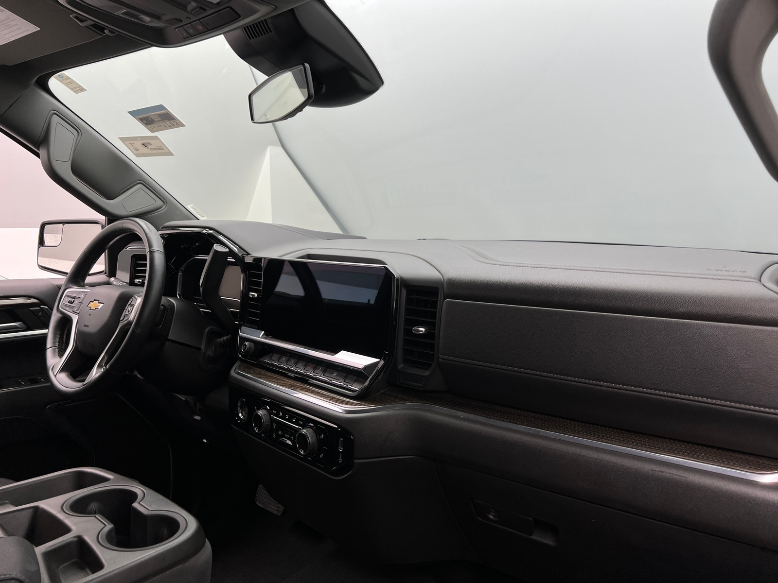 Thumbnail: 2023 Chevrolet Silverado 1500 - 3