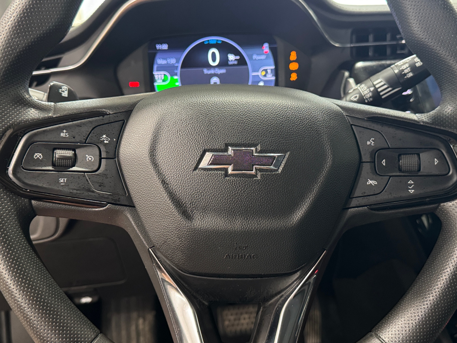 Thumbnail: 2023 Chevrolet Bolt EUV - 5