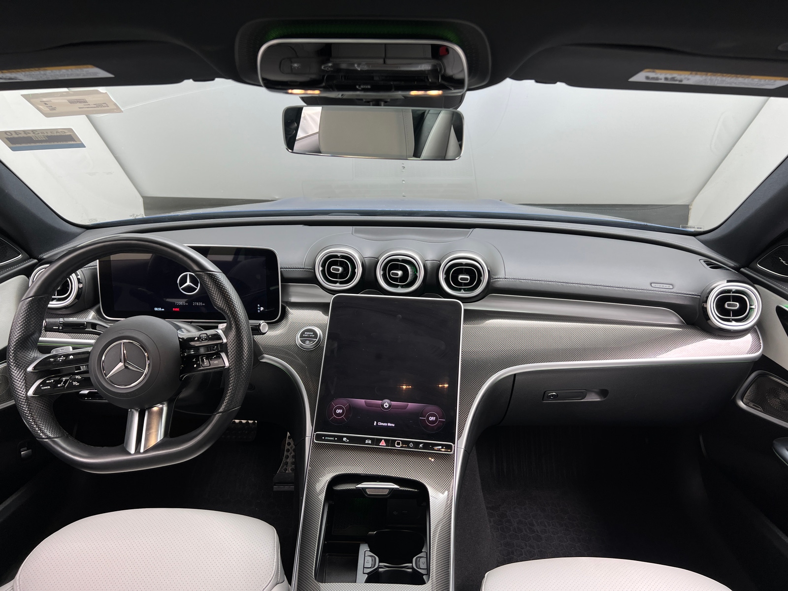 Thumbnail: 2022 Mercedes-Benz C-Class - 2