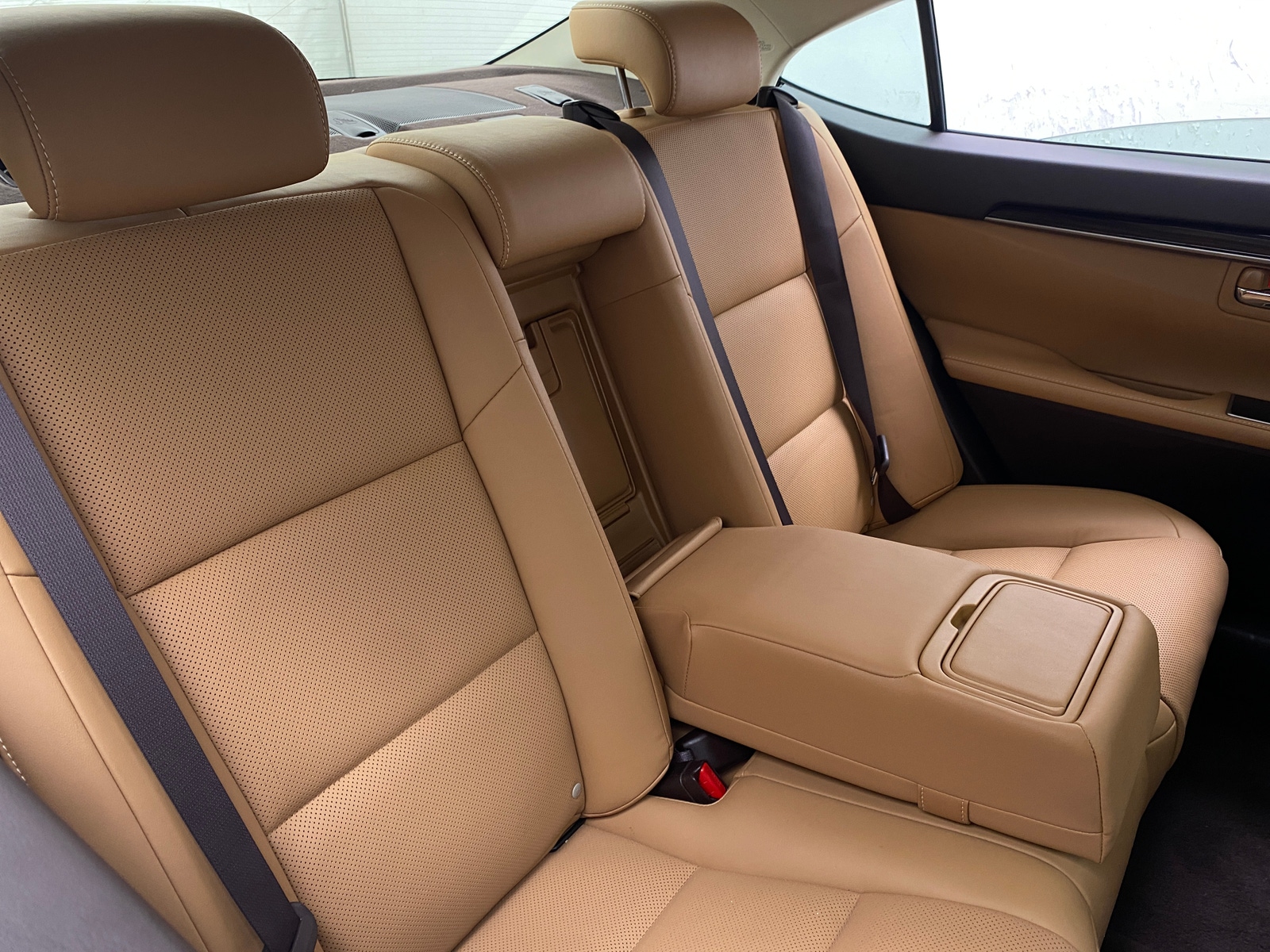 Thumbnail: 2017 Lexus ES - 5