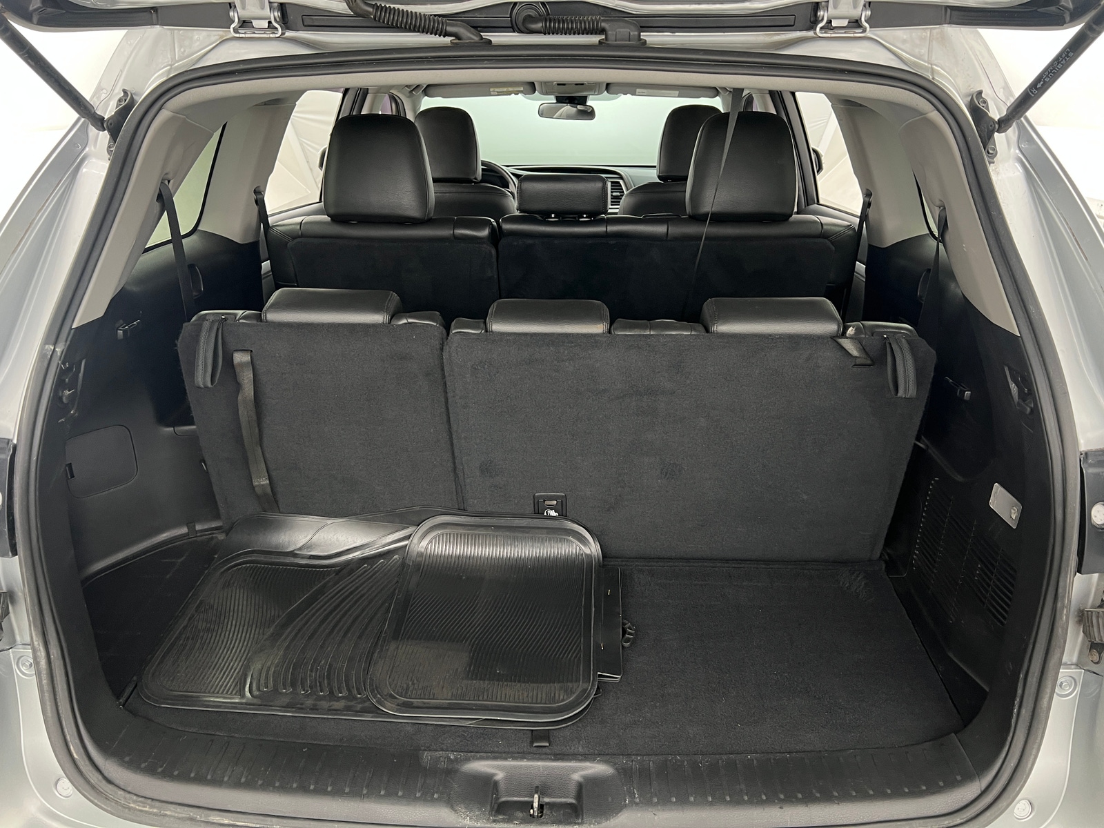 Thumbnail: 2017 Toyota Highlander - 7