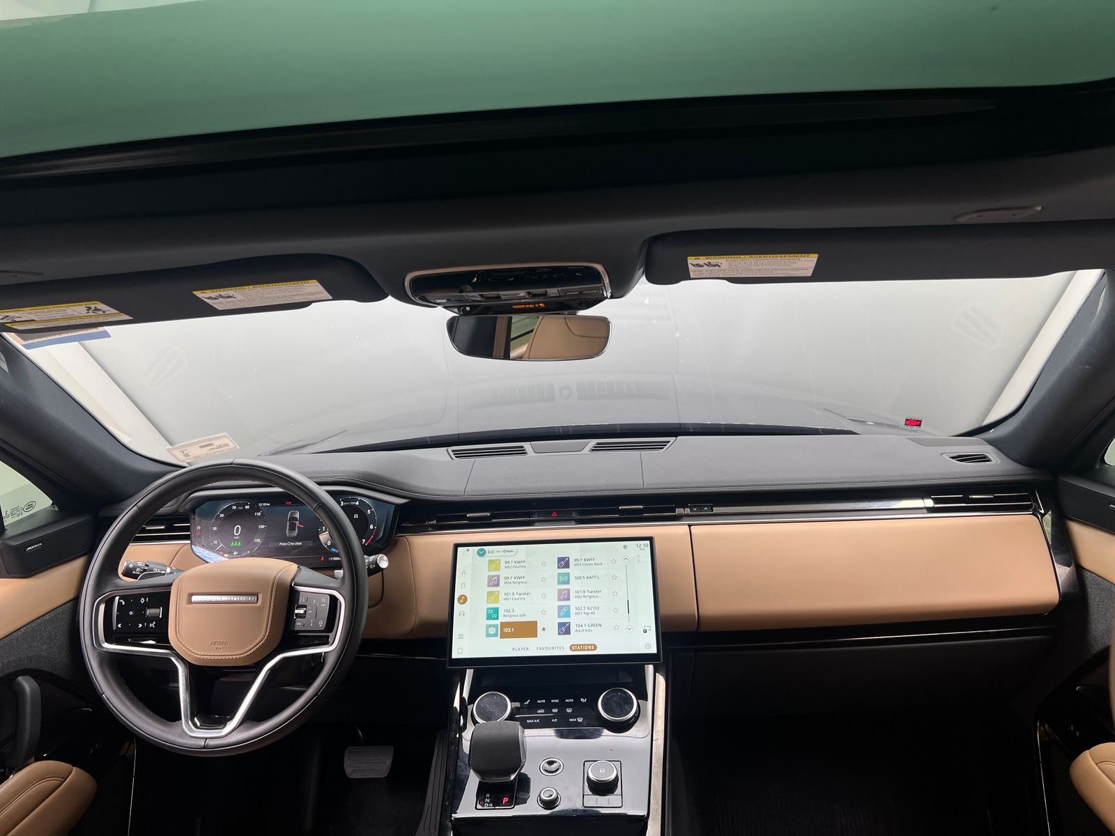 Thumbnail: 2023 Land Rover Range Rover Sport - 2