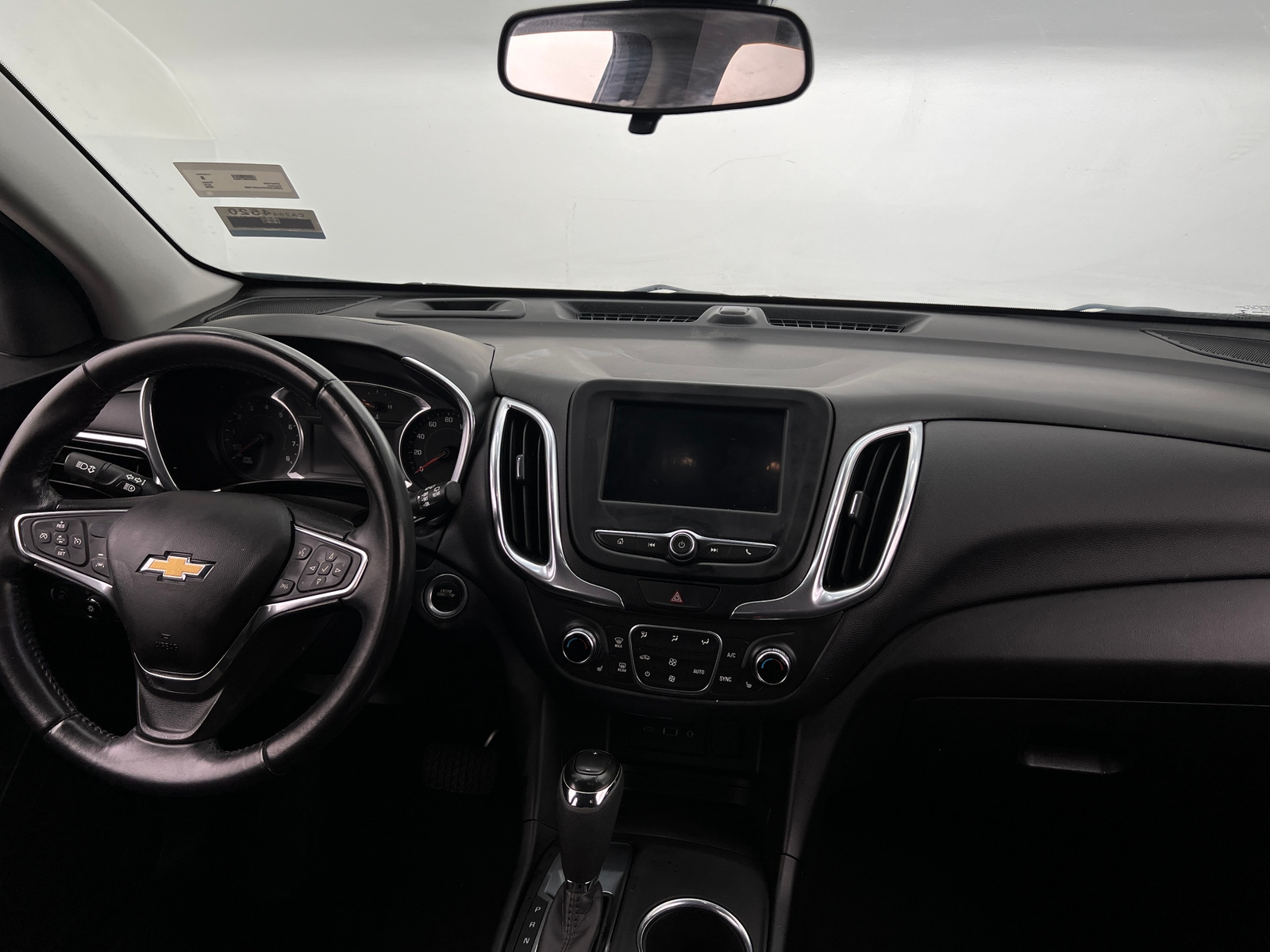 Thumbnail: 2020 Chevrolet Equinox - 3