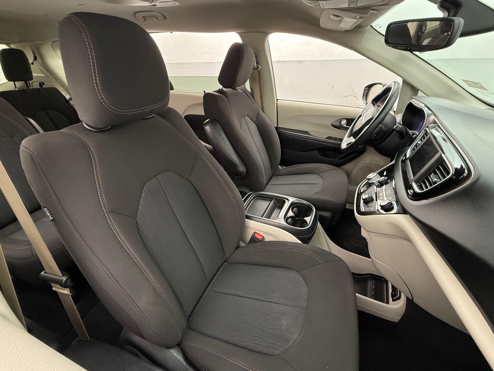 Thumbnail: 2020 Chrysler Pacifica - 2