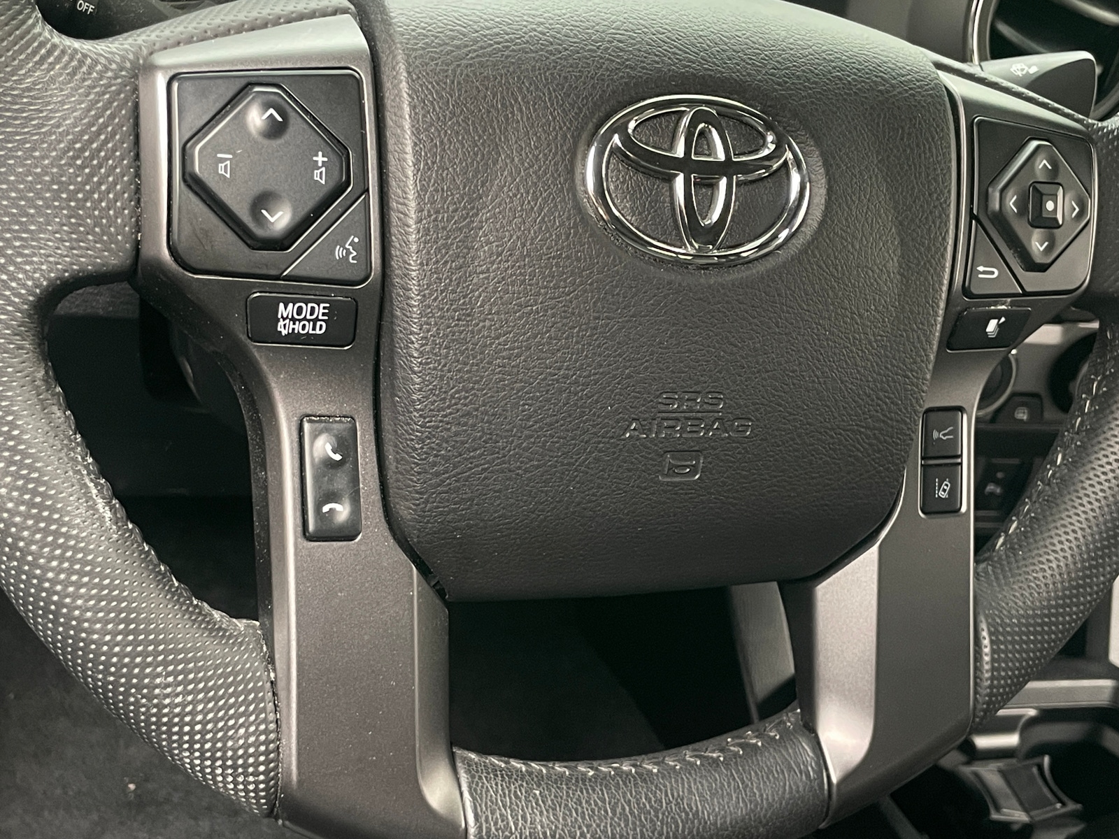 Thumbnail: 2021 Toyota Tacoma - 5