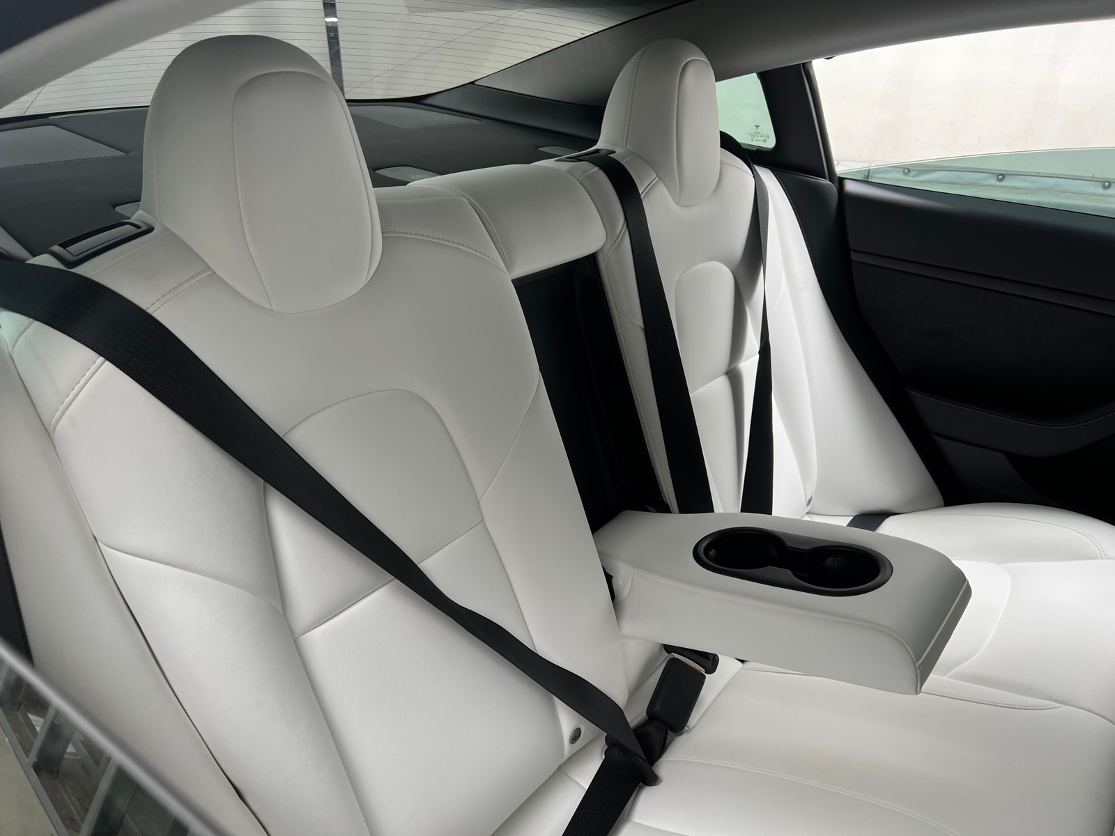 Thumbnail: 2022 Tesla Model 3 - 5