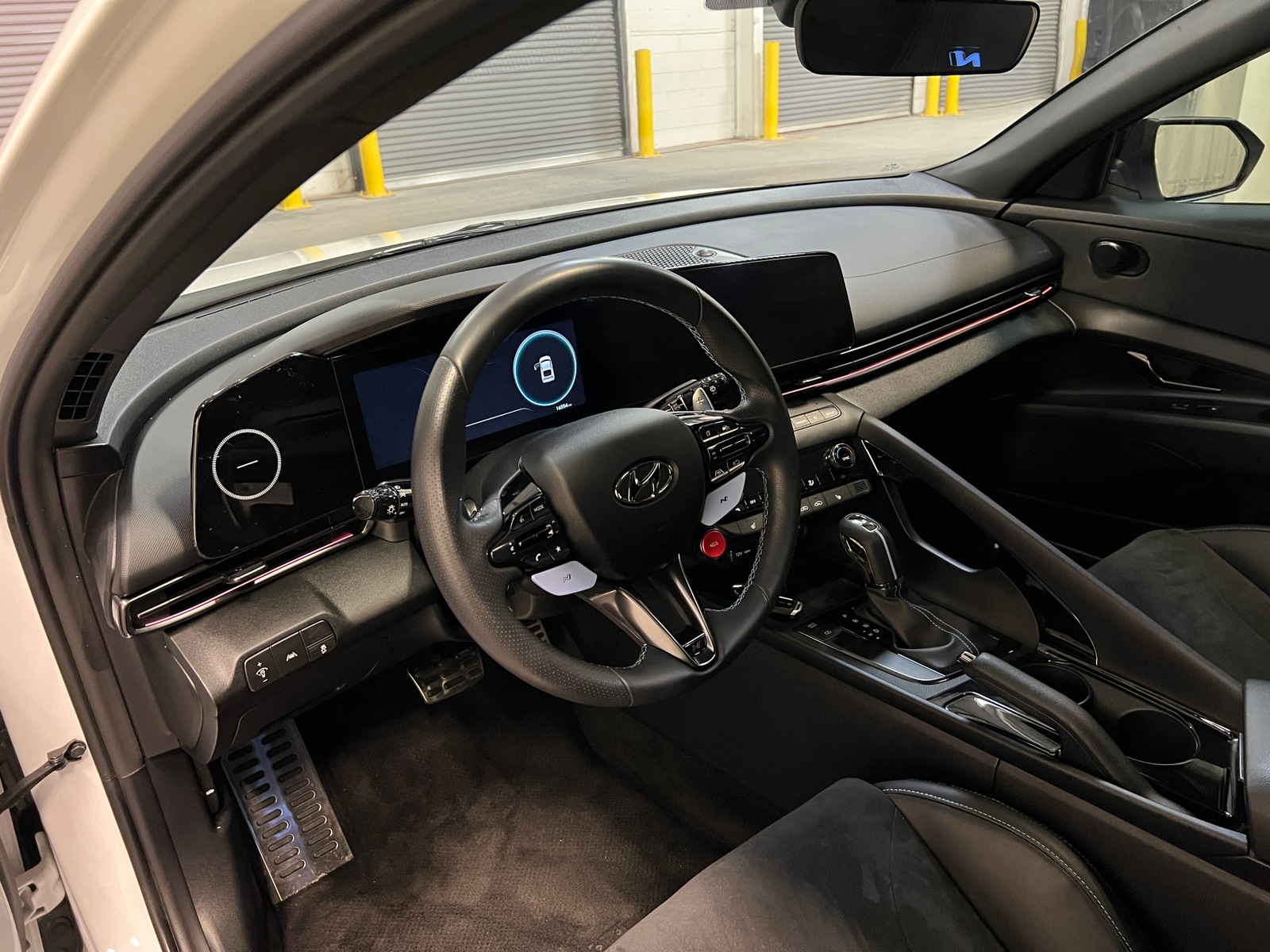 Thumbnail: 2023 Hyundai Elantra - 3