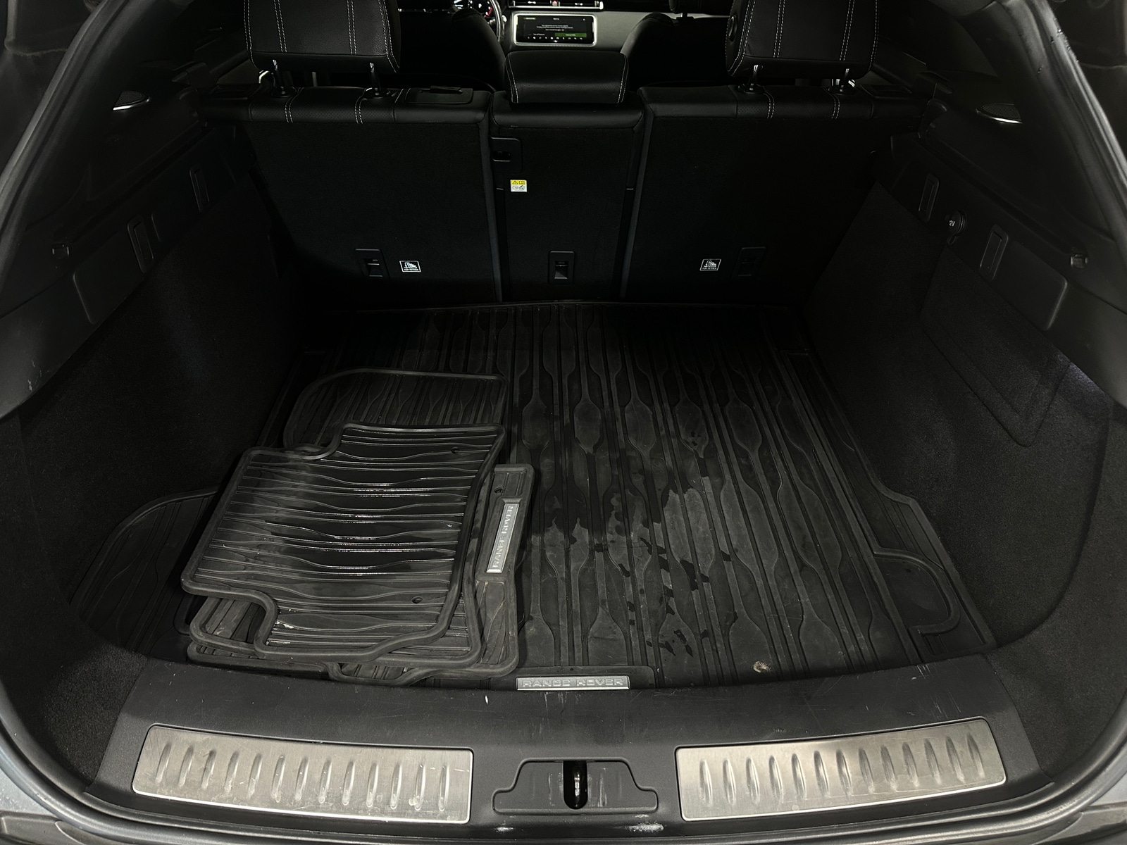 Thumbnail: 2019 Land Rover Range Rover Velar - 6