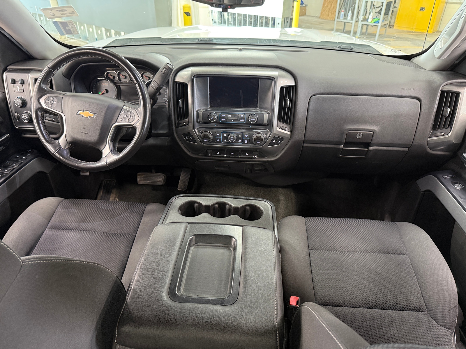 Thumbnail: 2018 Chevrolet Silverado 1500 - 3