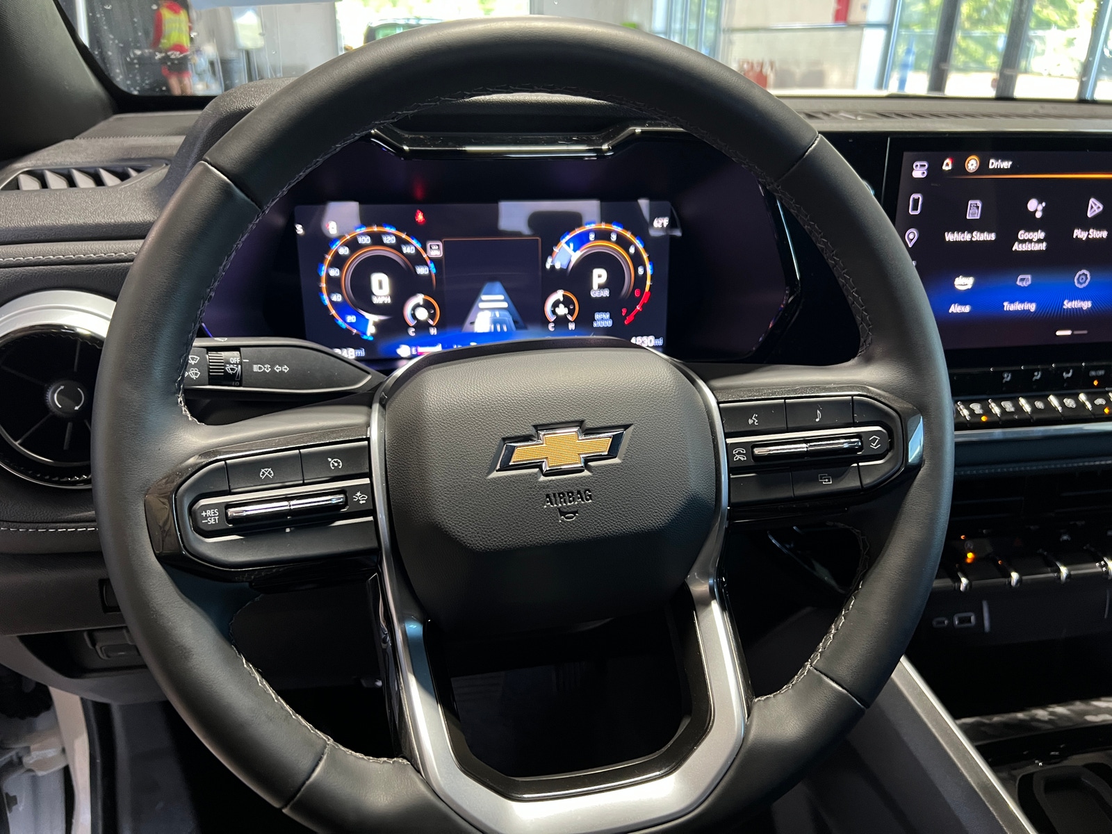 Thumbnail: 2024 Chevrolet Colorado - 5