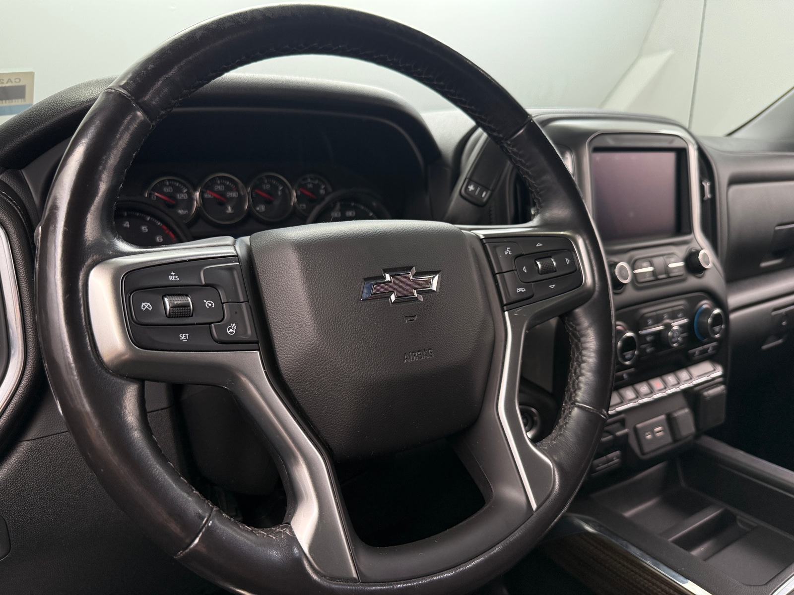 Thumbnail: 2020 Chevrolet Silverado 1500 - 5