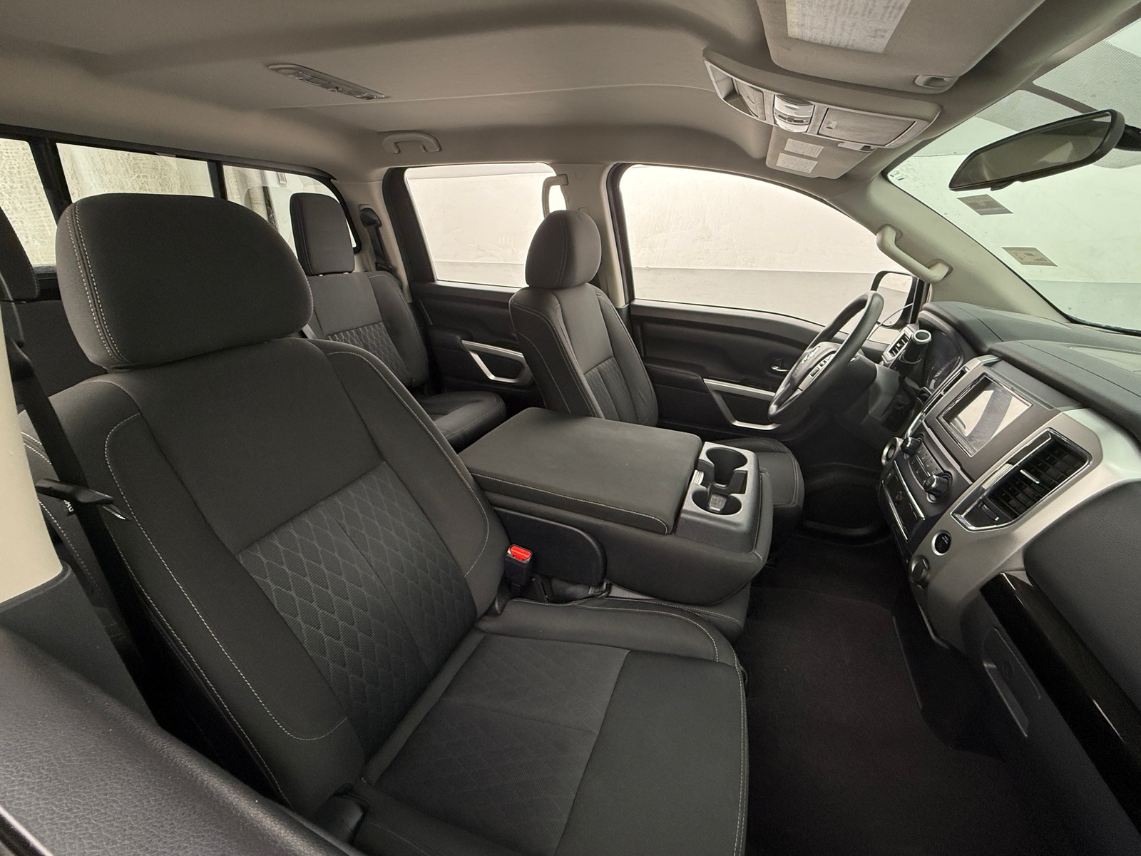 Thumbnail: 2017 Nissan Titan - 2