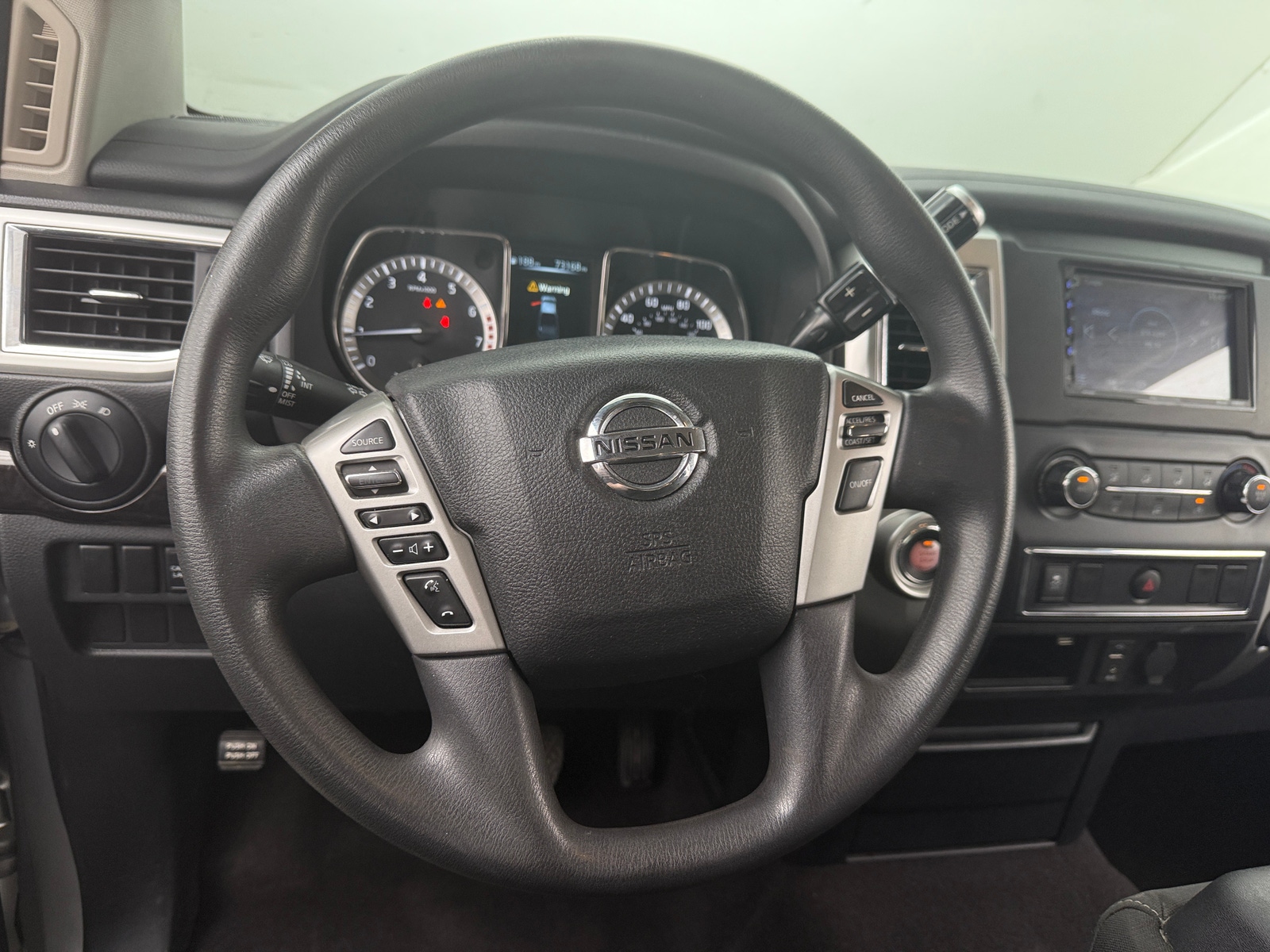 Thumbnail: 2017 Nissan Titan - 5