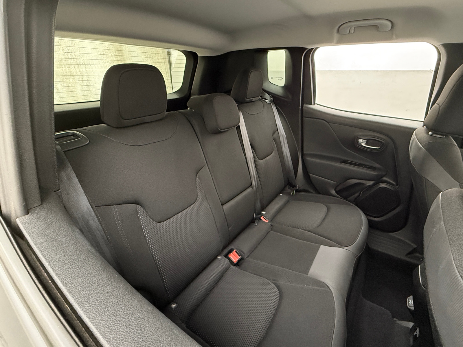 Thumbnail: 2020 Jeep Renegade - 6