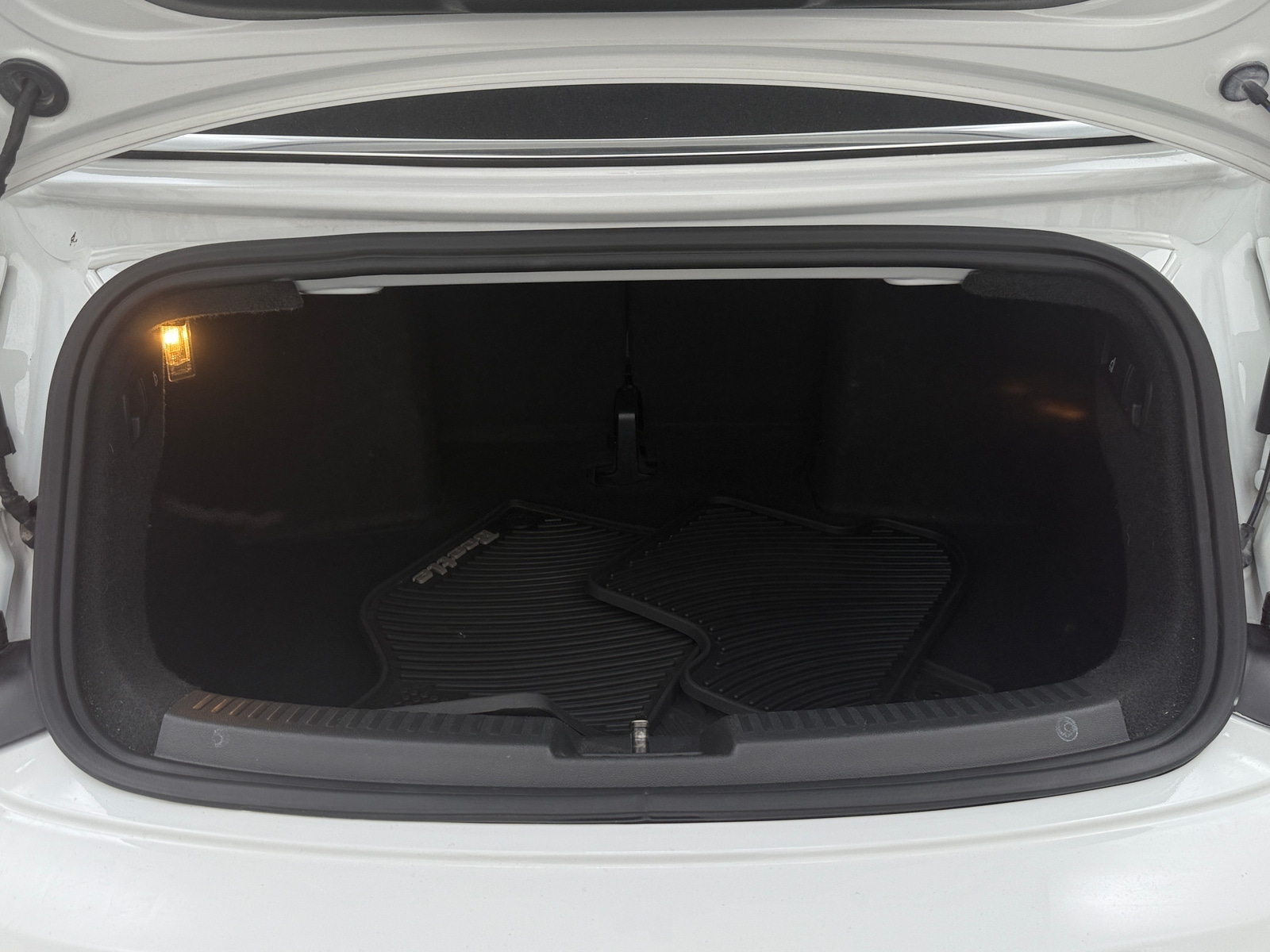 Thumbnail: 2016 Volkswagen Beetle - 6