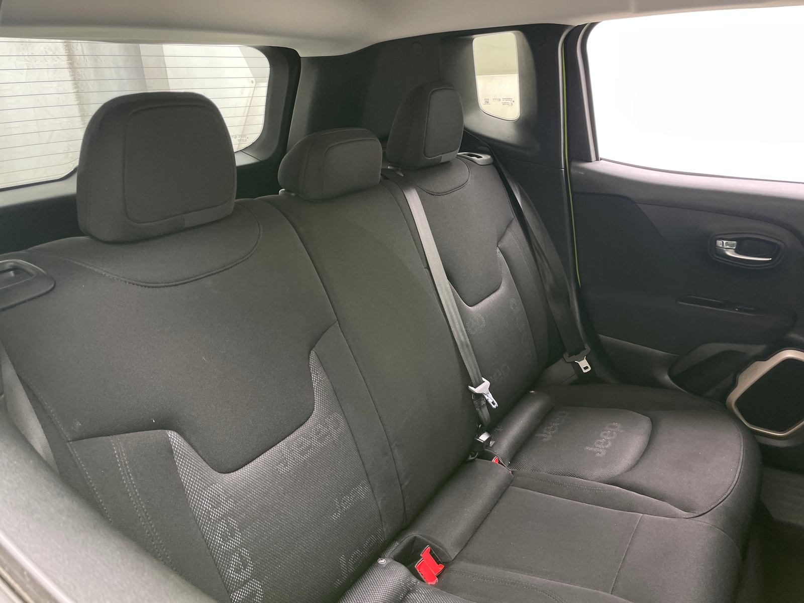 Thumbnail: 2017 Jeep Renegade - 6