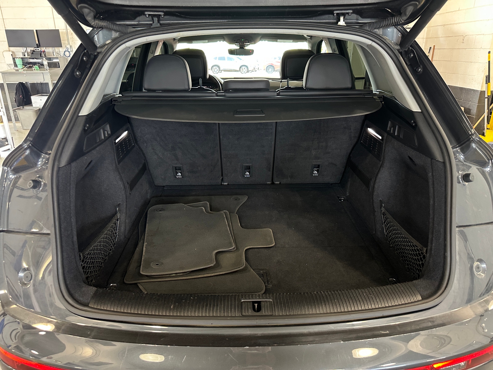 Thumbnail: 2019 Audi Q5 - 6