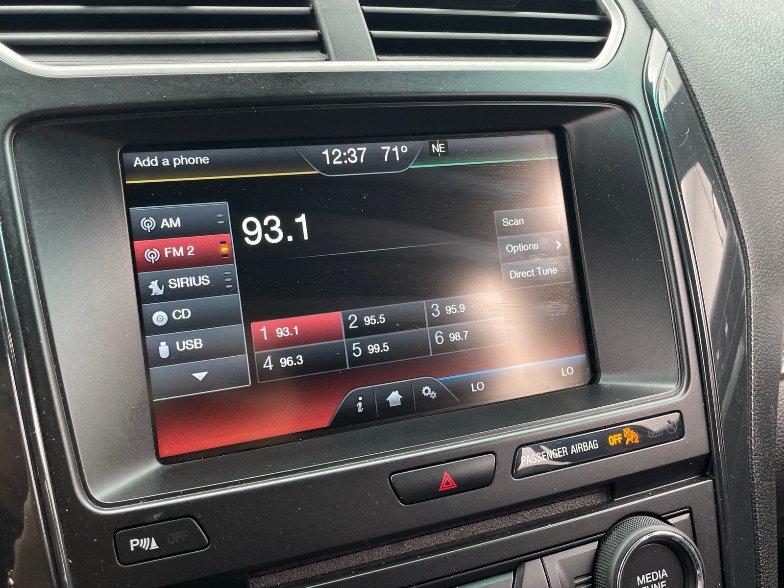 Thumbnail: 2016 Ford Explorer - 3