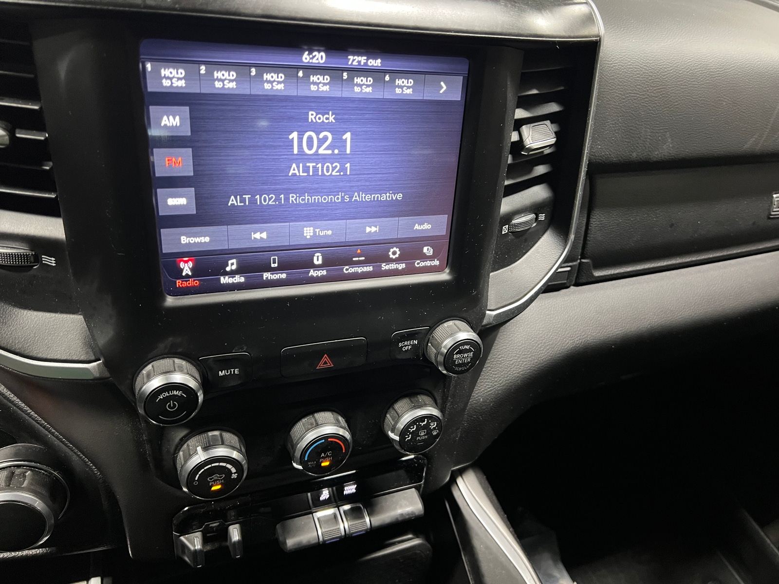 Thumbnail: 2020 RAM 1500 - 4