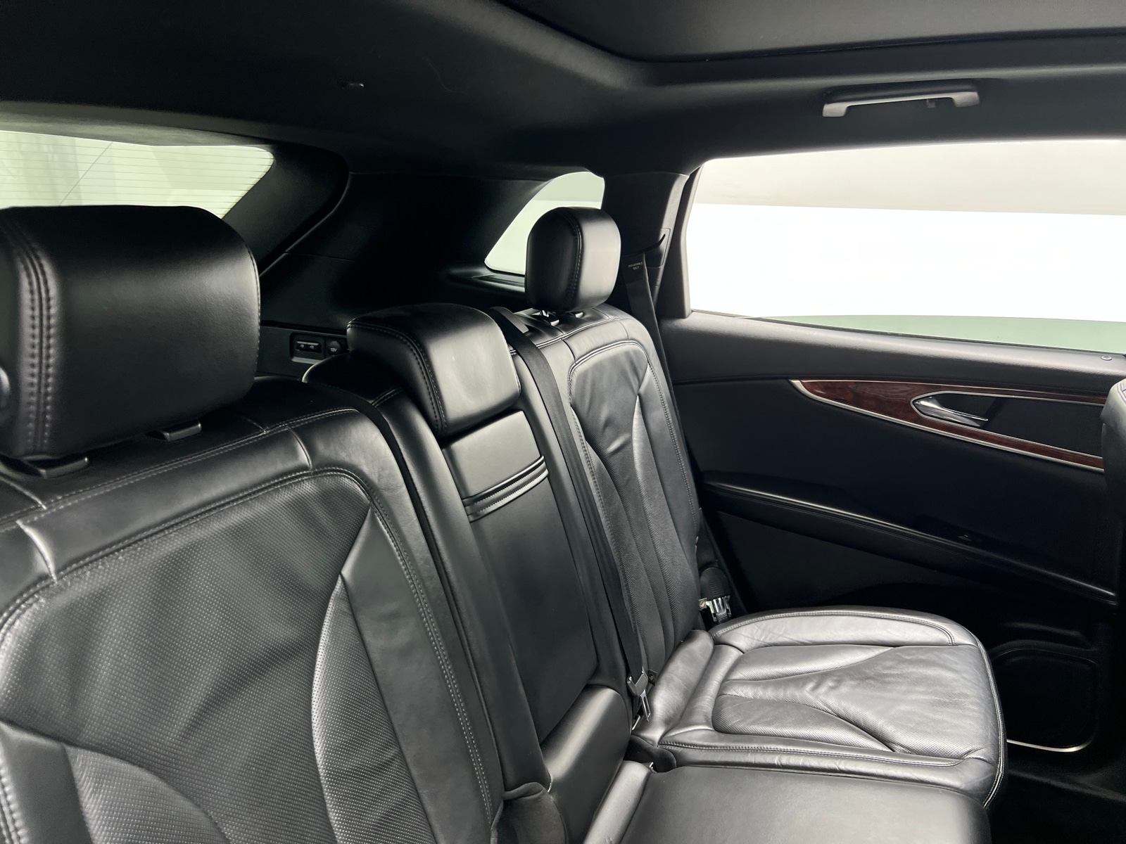 Thumbnail: 2017 Lincoln MKX - 5