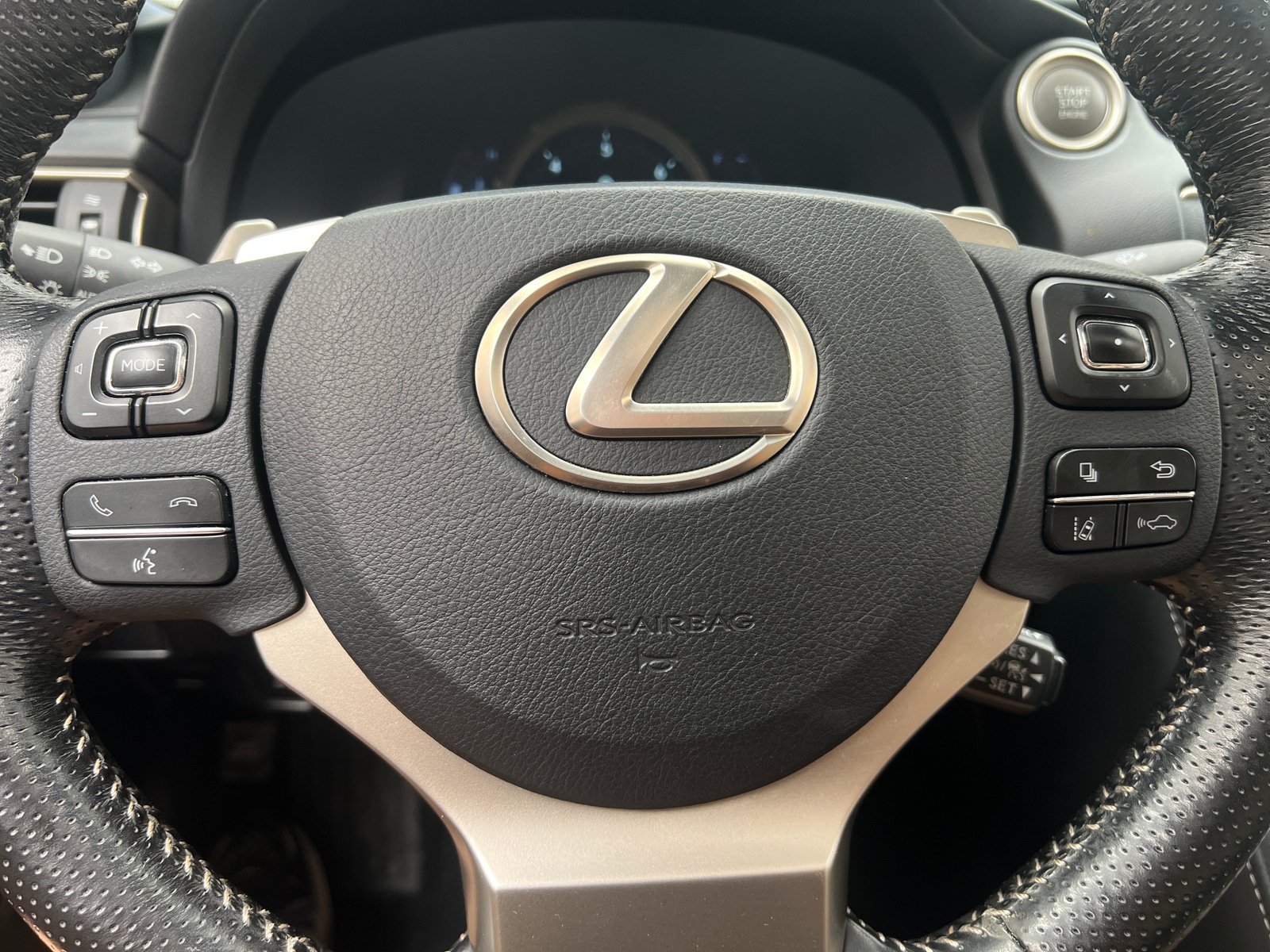 Thumbnail: 2020 Lexus IS - 4
