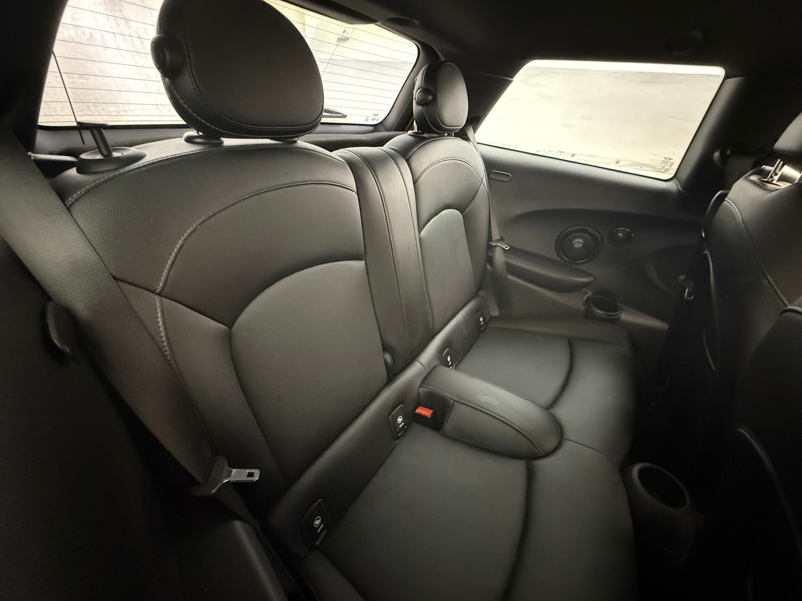 Thumbnail: 2017 MINI Cooper Hardtop - 5