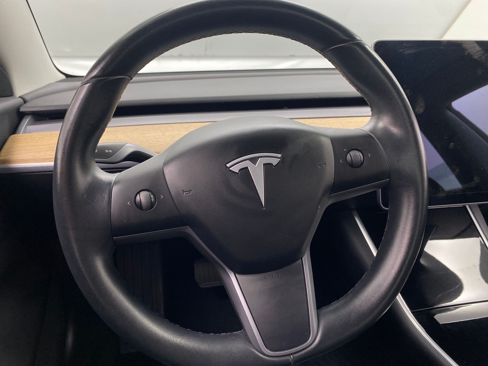 Thumbnail: 2019 Tesla Model 3 - 4