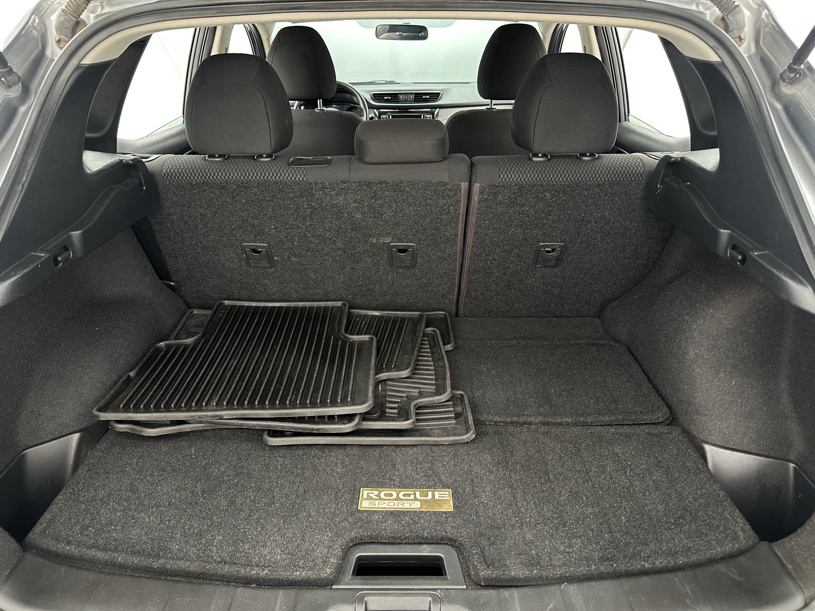 Thumbnail: 2019 Nissan Rogue Sport - 7