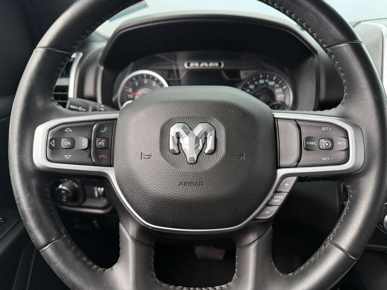 Thumbnail: 2022 RAM 1500 - 5
