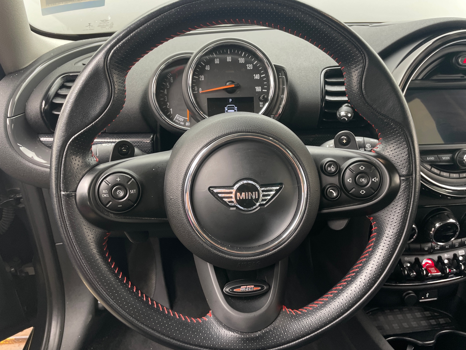 Thumbnail: 2019 MINI Cooper Clubman - 4