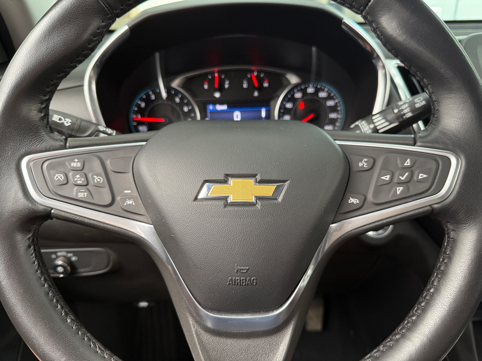 Thumbnail: 2022 Chevrolet Equinox - 5