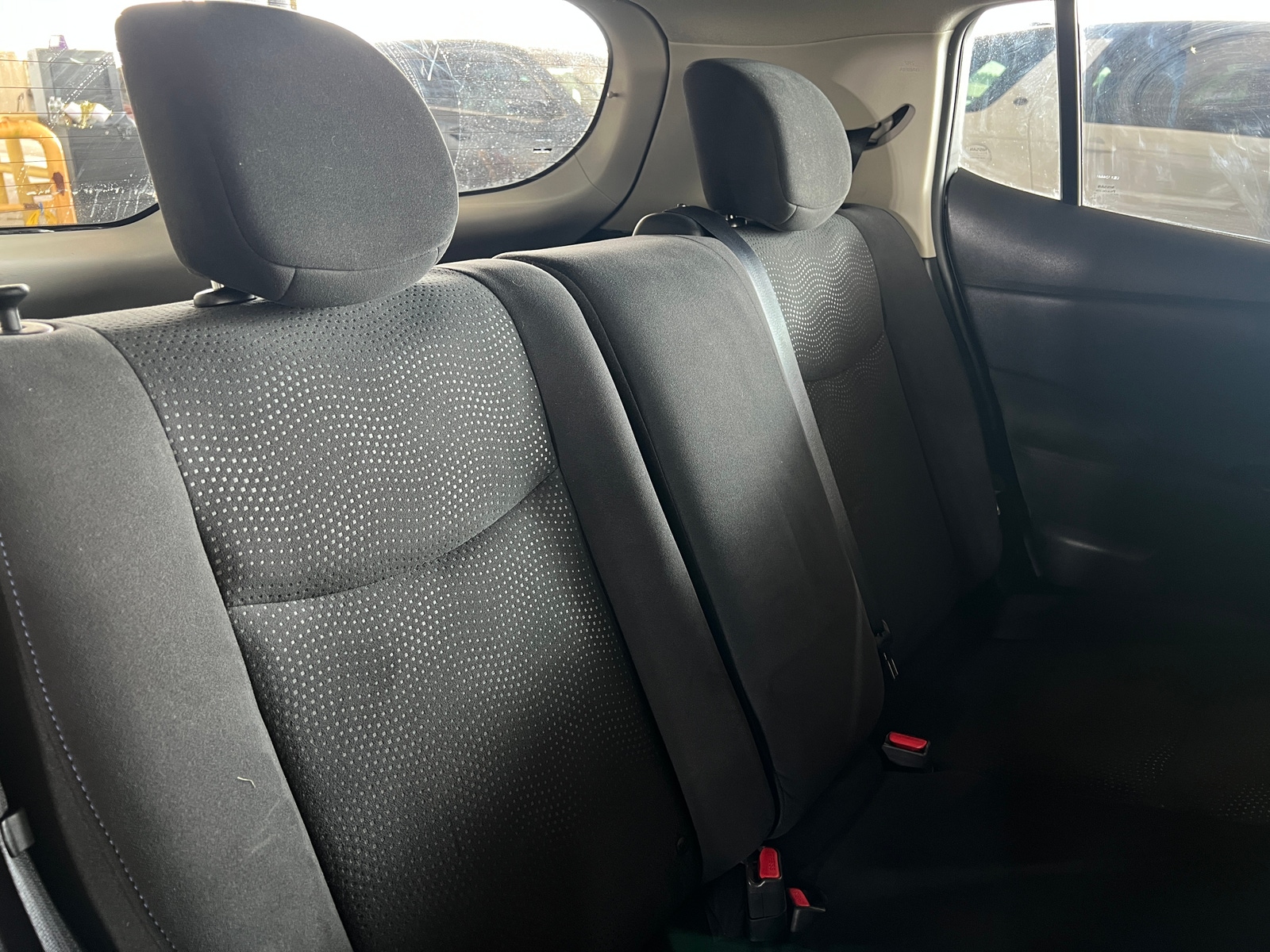 Thumbnail: 2016 Nissan Leaf - 6